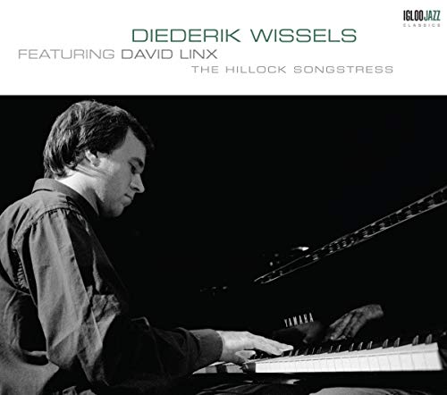Hillock Songstress