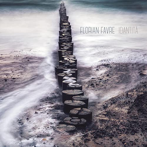 Idantitâ-Favre, Florian