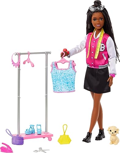 Barbie - Brooklyn Stylist, Playset Con Bambola Brooklyn, Un Cucciolo, 14 Accessori A Tema Guardaroba E Un Appendiabiti Incluso, Giocattolo Per Bambini