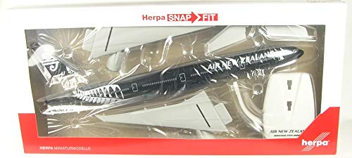 Herpa Air New Zealand Boeing 777 – 300Er – Zk-Okq All Blacks In Miniatura Per Fai Da Te E Da Collezione, Multicolore, 612777