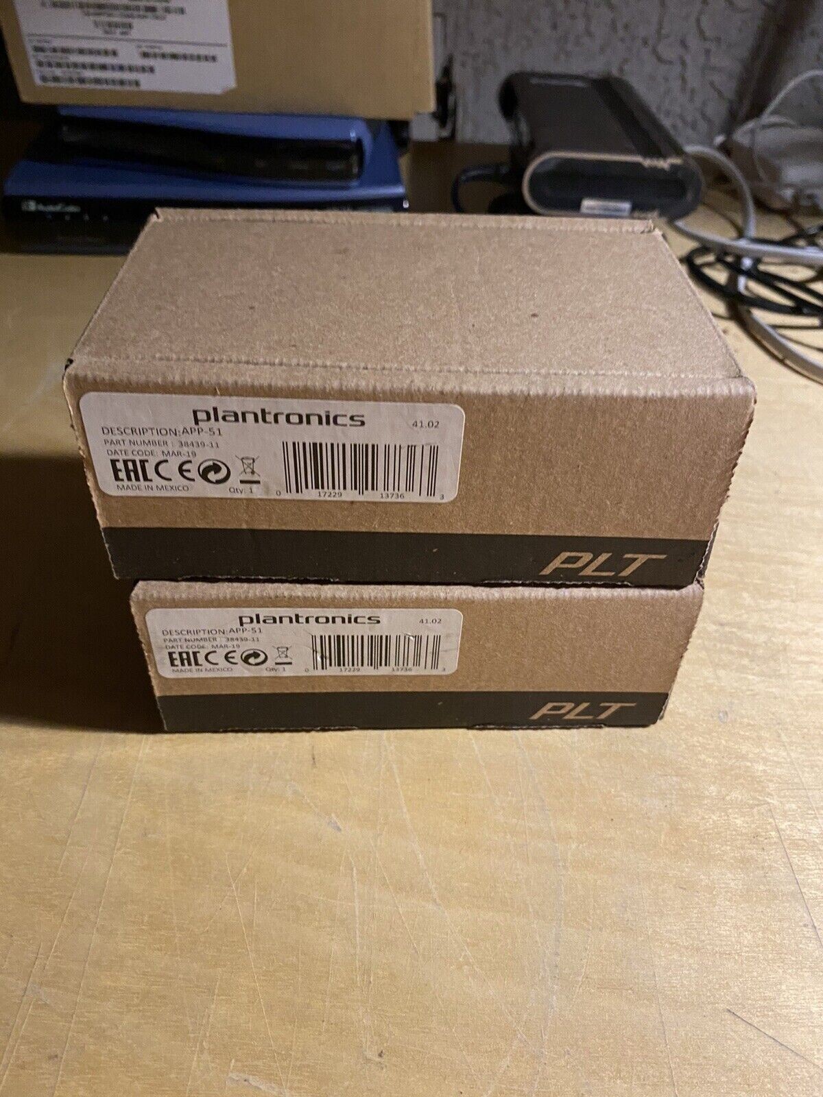 Lotto Di 2 Plantronics APP-51 EHS per Polycom 321 331 335 550 560 & Digium D40