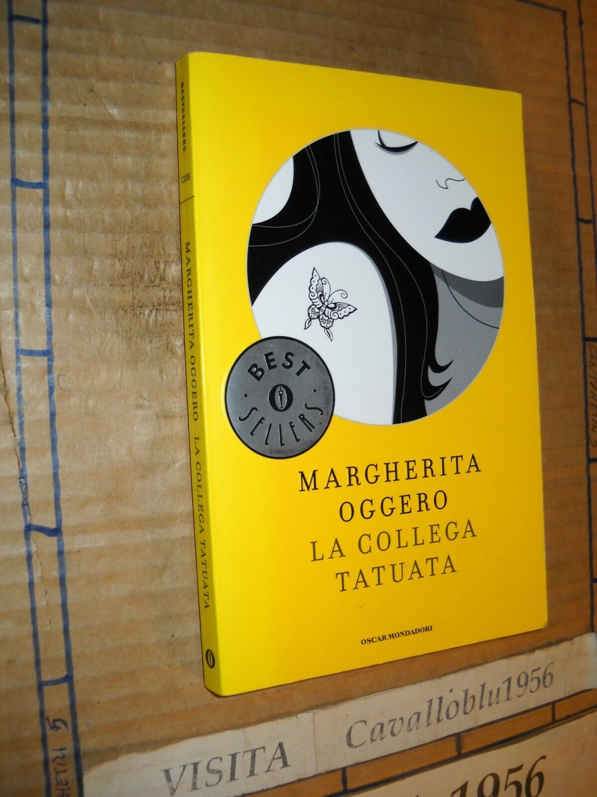 LIBRO - LA COLLEGA TATUATA - M. OGGERO - 1° ED. OSCAR BS MOND.2003 - NUOVO MA
