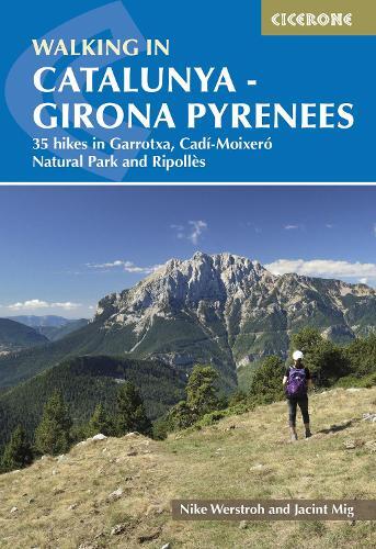 Nike Werstroh Jacint Mig Walking in Catalunya - Girona Pyrenees (Tascabile)