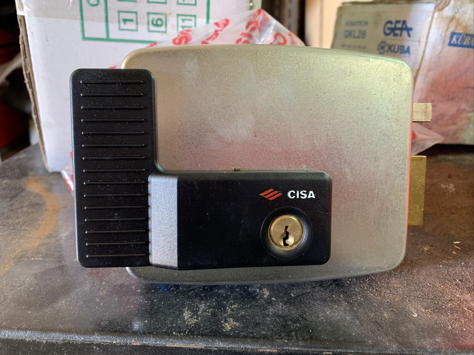 serratura elettrica per cancelli a battente  cisa 11721 - 70 - 1  destra 12v