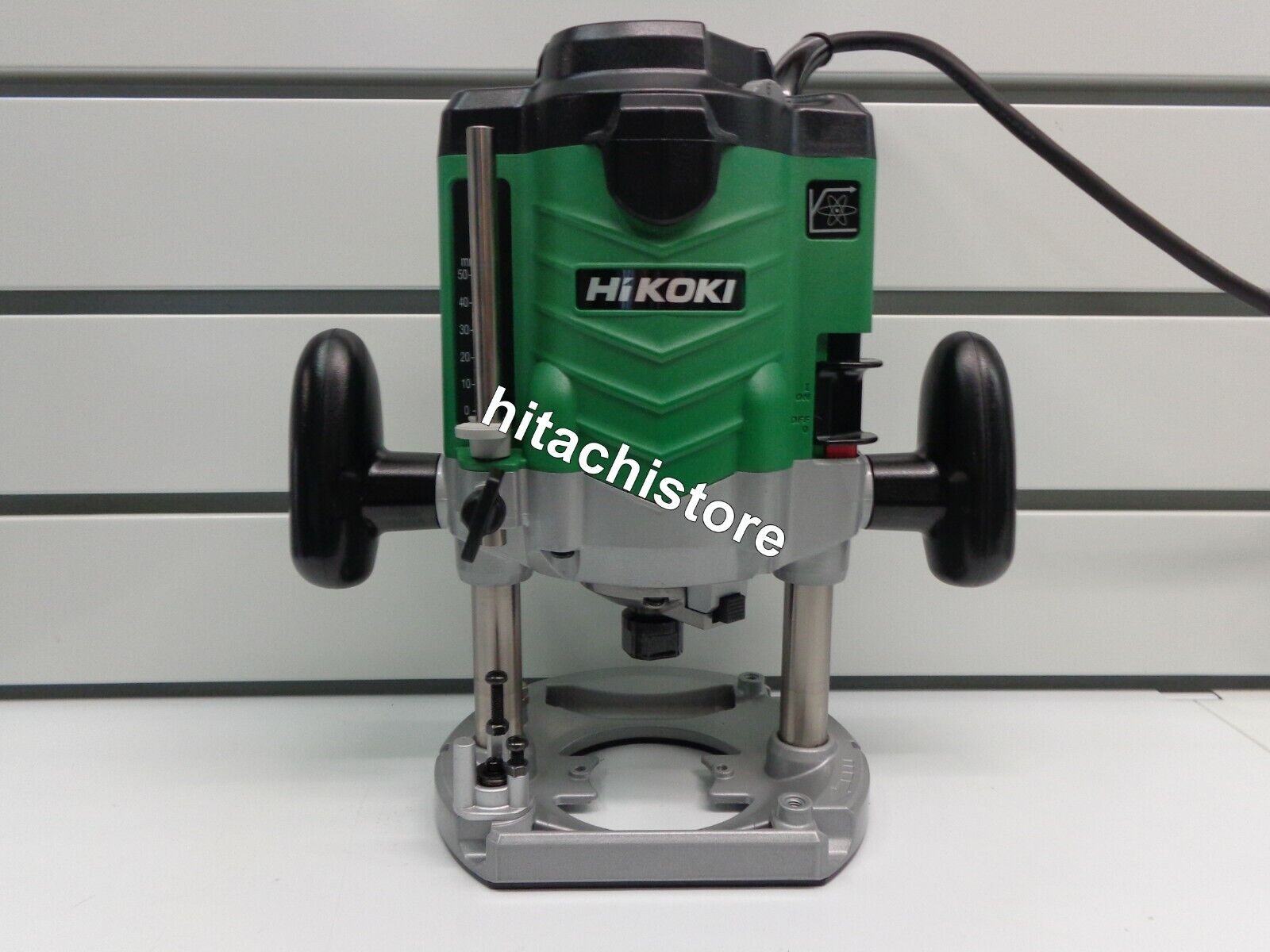 FRESATRICE VERTICALE M12VE HIKOKI 2.000W CON REGOLAZIONE ELETTRONICA PESO 5,3 KG