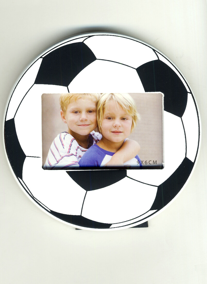 Cornice diametro 13cm portafoto 6x9 cm in legno pallone calcio  - Foto omaggio