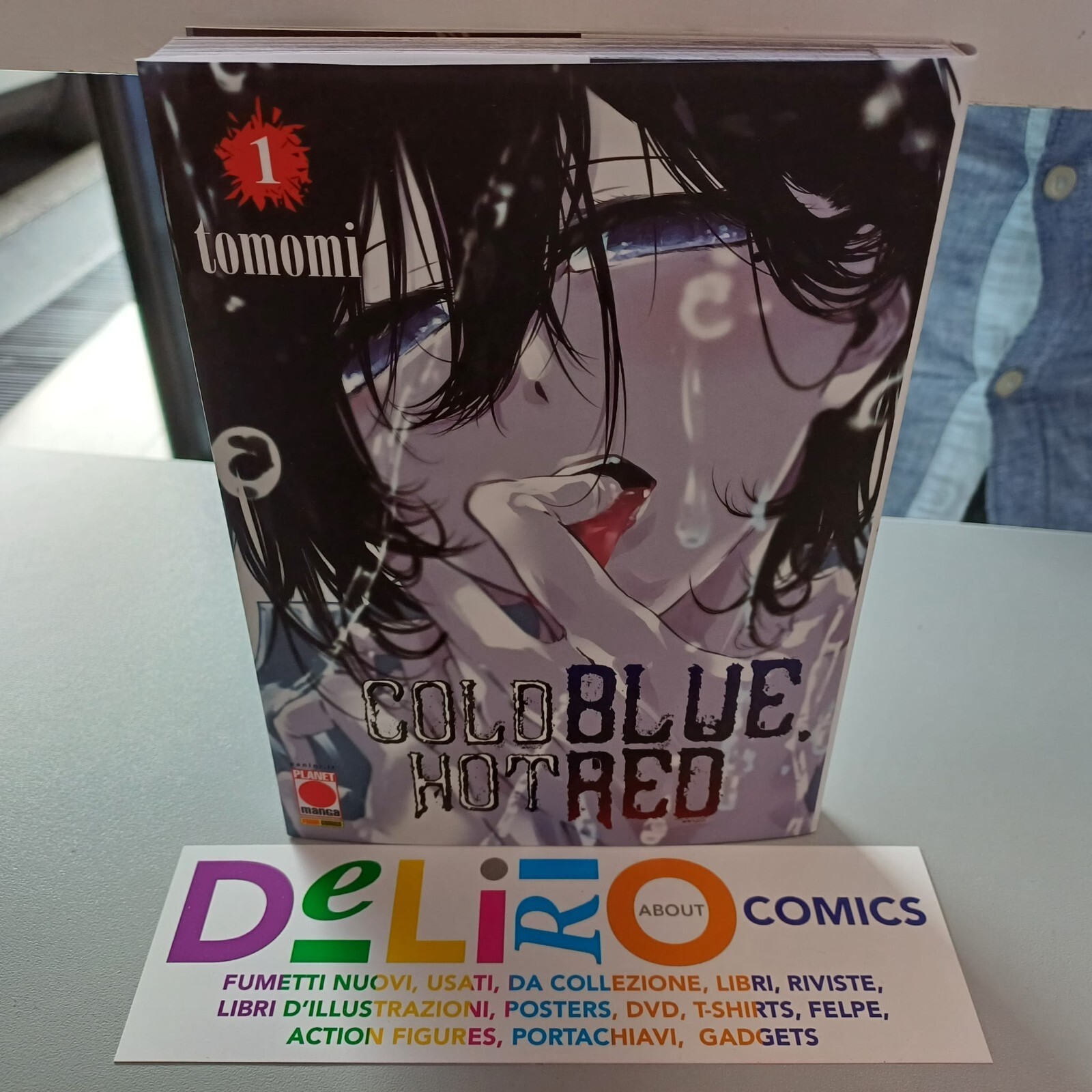 COLD BLUE, HOT RED N.1 Ed. PLANET MANGA SCONTO 5%