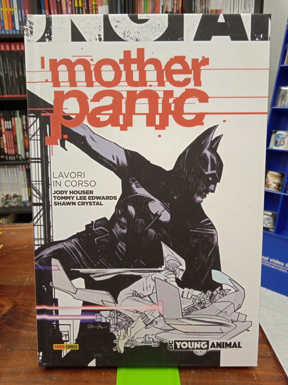Mother Panic - Lavori in Corso - Houser/Edwards/Crystal - Panini Comics - S8