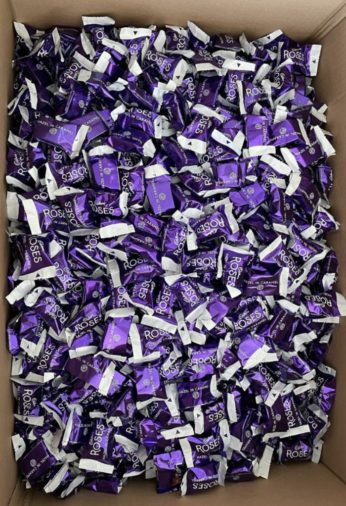 Cadbury Rose Hazel IN Caramello Sapore x50 Cioccolato Natale Scegli la Tua