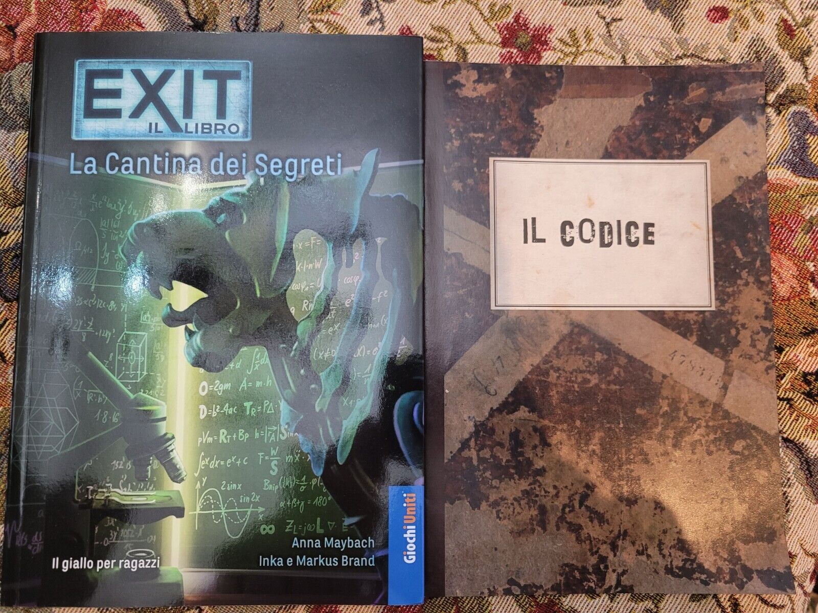 La cantina dei segreti EXIT librogame IL LIBRO escape room ITALIANO