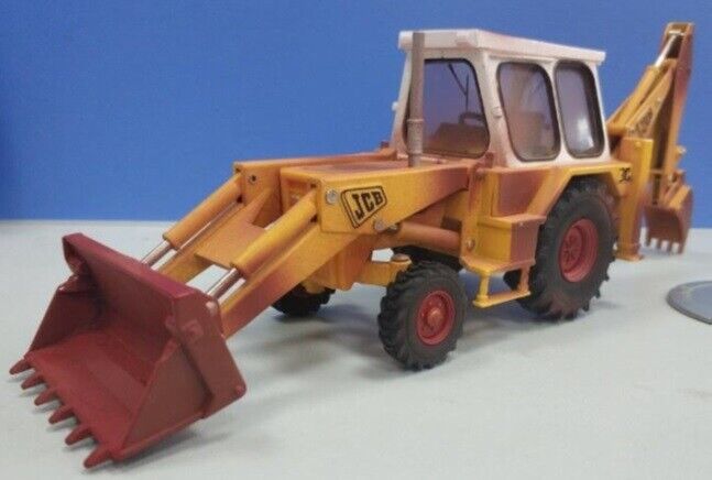 BRITAINS - Terna JCB 3C Mark III Versione invecchiata - 1/32 - BRI43280