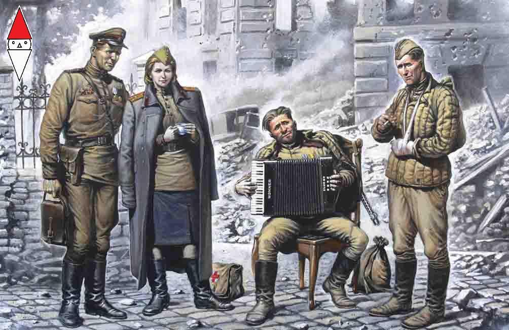 ICM 1/35 MAY 1945 (4 FIGURES - 1 OFFICER 2 SOLDIERS 1 MILITARY SERVICEWOMAN)