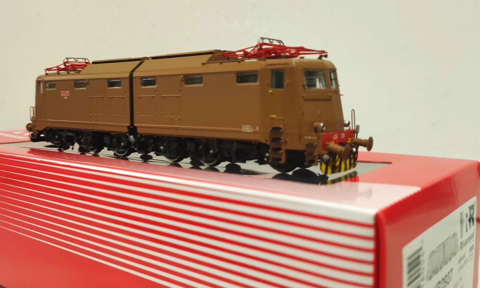 RIVAROSS art. HR 2937 FS locomotiva E 636-378 livrea isabella ep. V