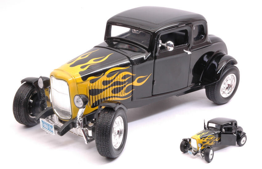 Ford Hot Rod Window Coupe' 1932 Black / Yellow Flames 1:18 Model MOTORMAX