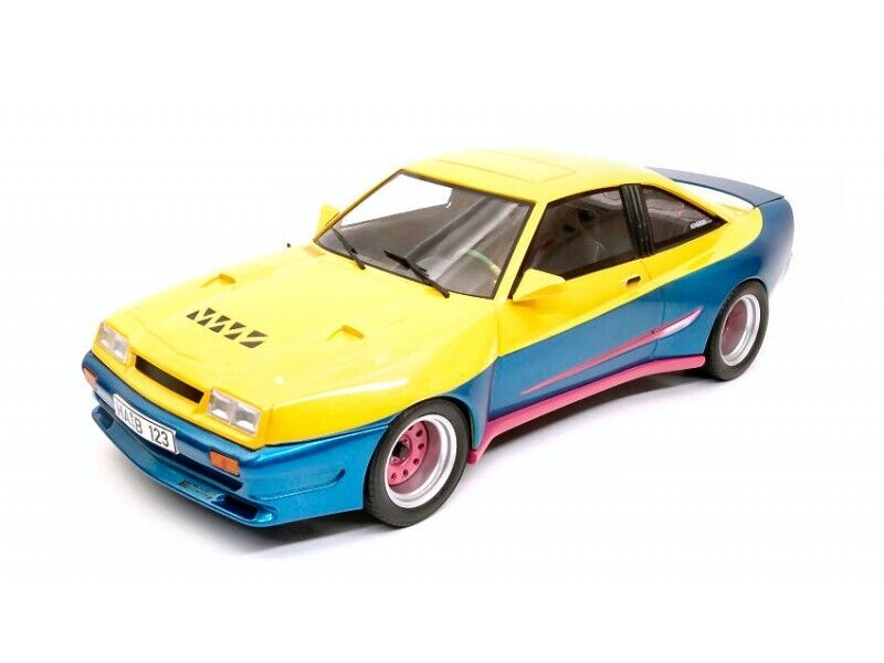 MODELCAR GROUP 1/18 OPEL MANTA B MATTING GIALLA/BLU