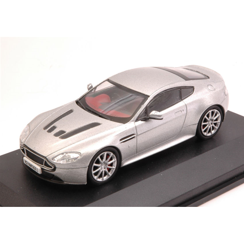 ASTON MARTIN V12 VANTAGE S 2015 SILVER 1:43 Oxford Auto Stradali Die Cast
