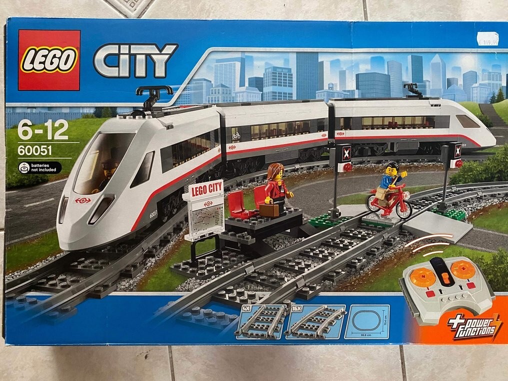 LEGO - City - 60051 - Tram High-Speed Passenger Train