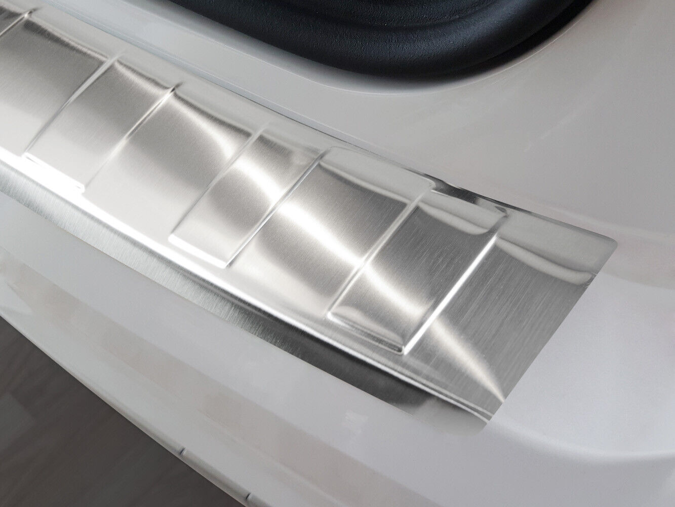 per AUDI Q2 2016-2020 PROTEZIONE POSTERIORE PARAURTI SPAZZOLATO