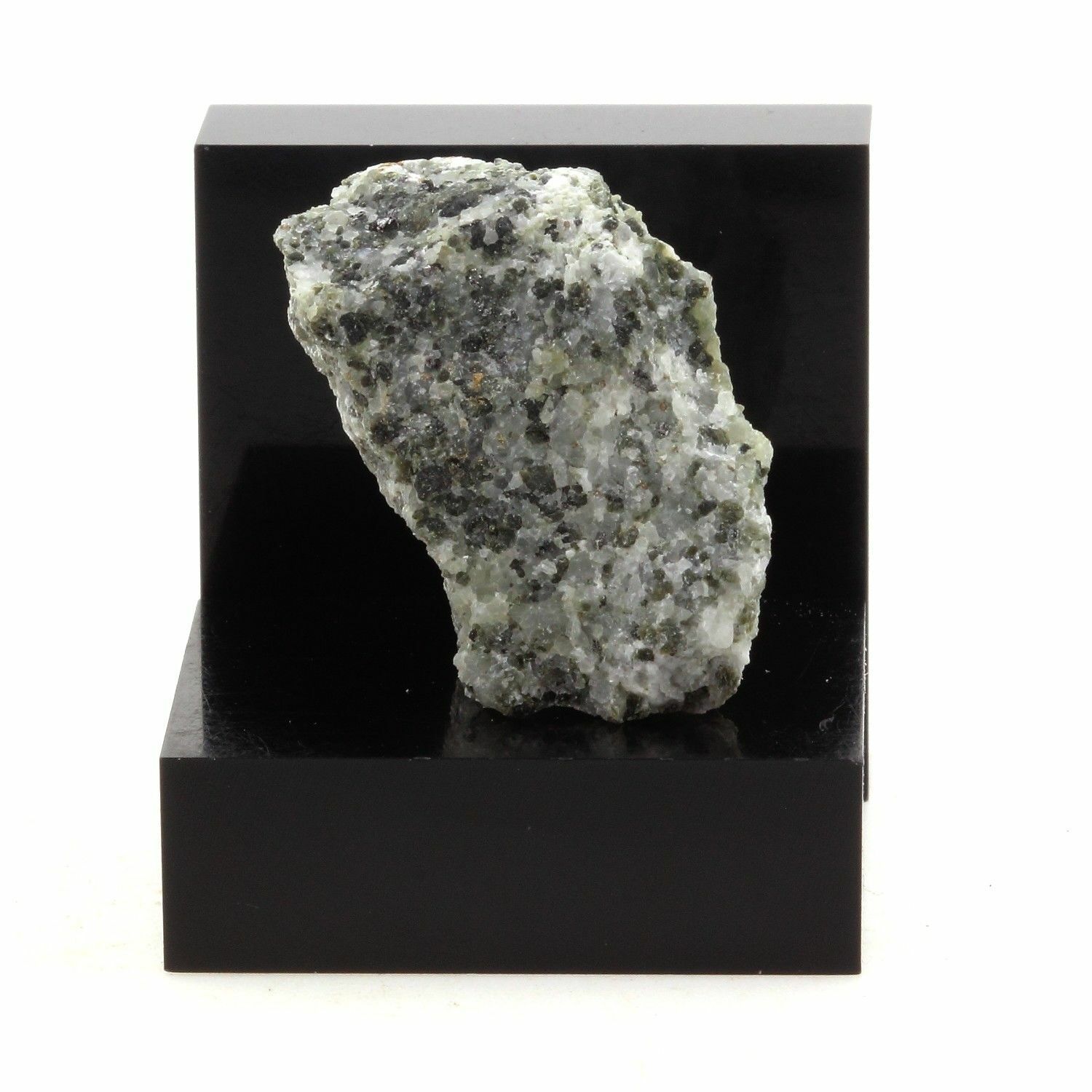 Spinel. 44.4 Ct. Grenville,Quebec,Canada