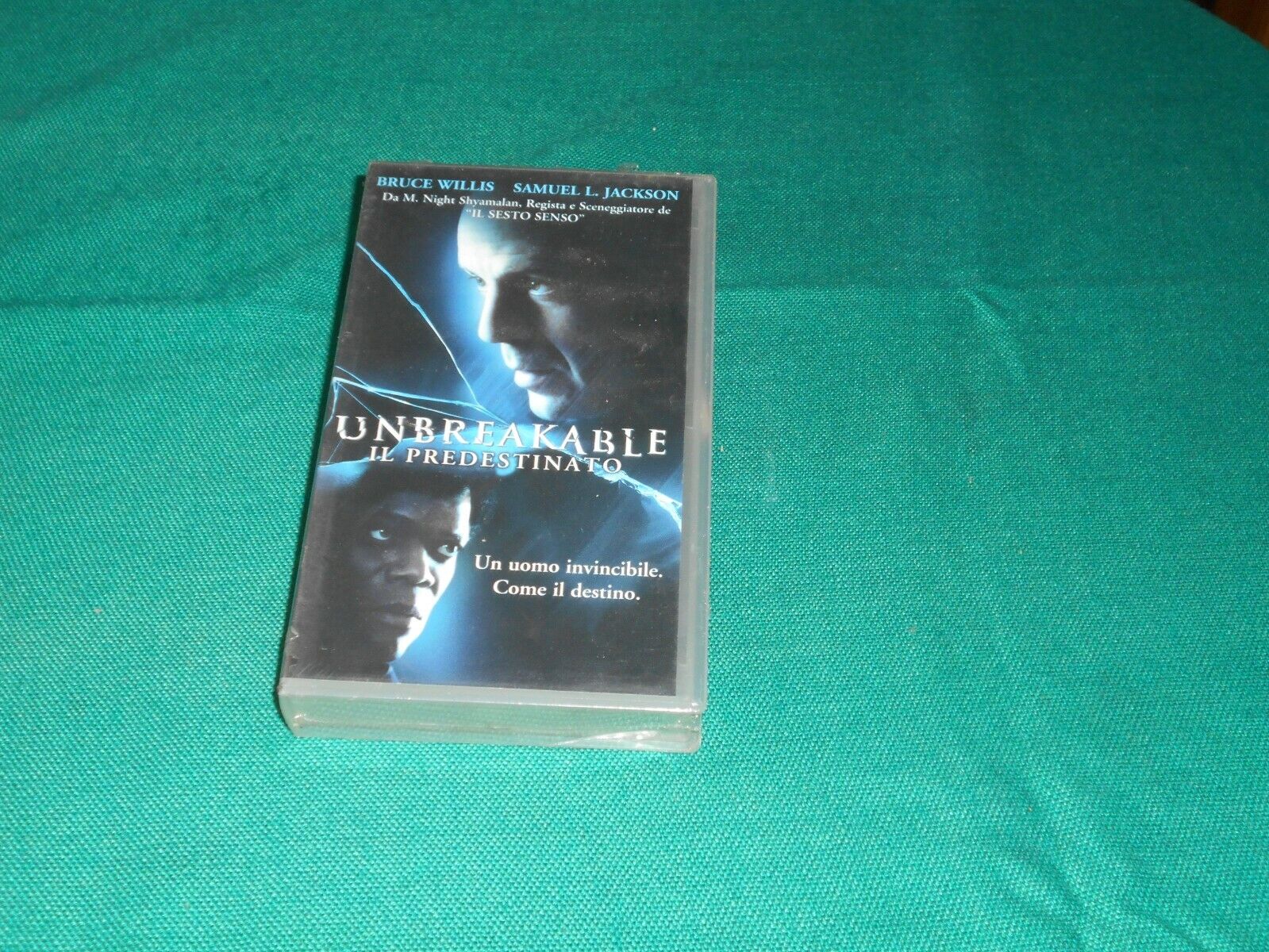 Unbreakable. Il predestinato Regia di Shyamalan Videocassetta Nuova Sigillata
