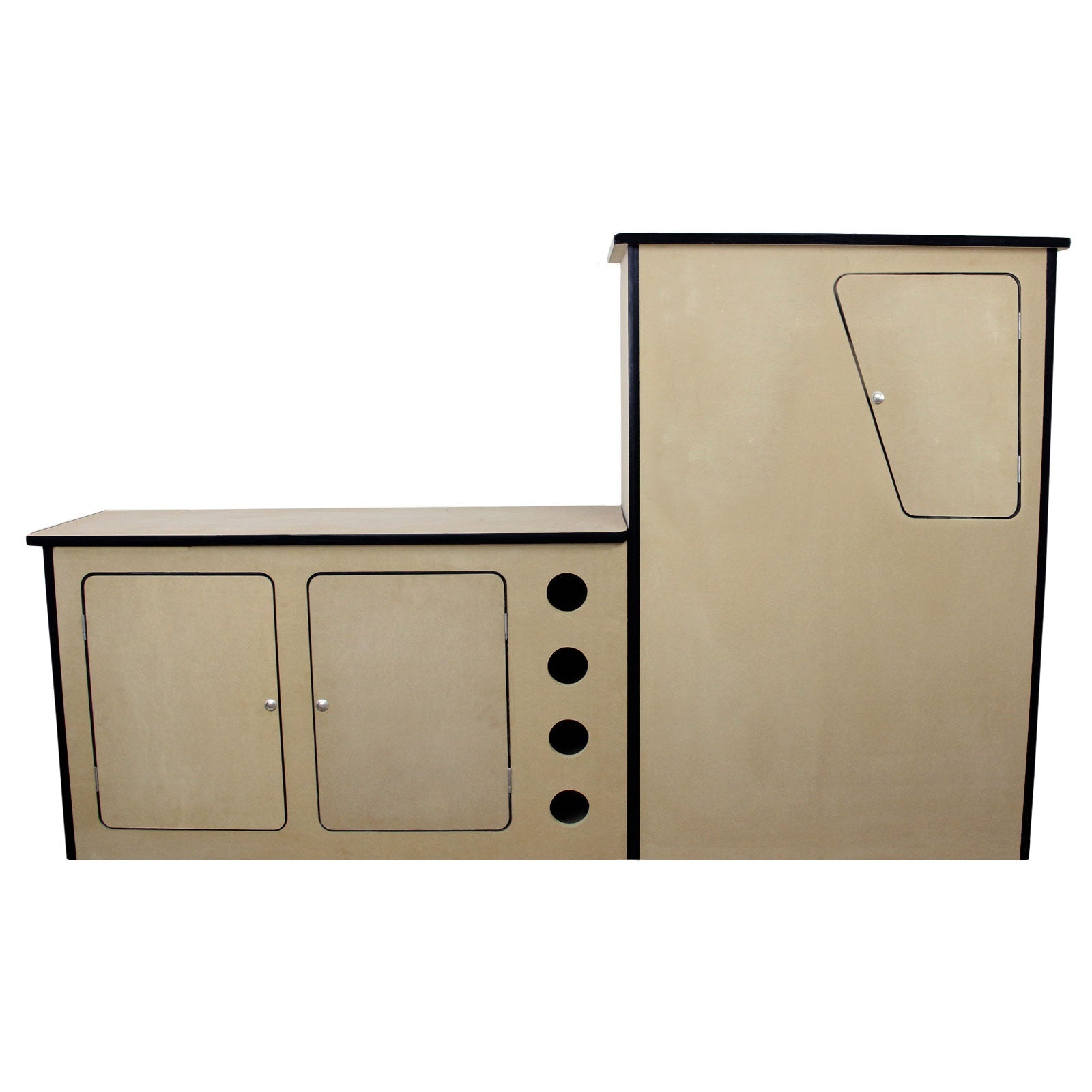 Cucina da camper in legno mdf spessore 18mm con 3 armadietti e spazi portavino