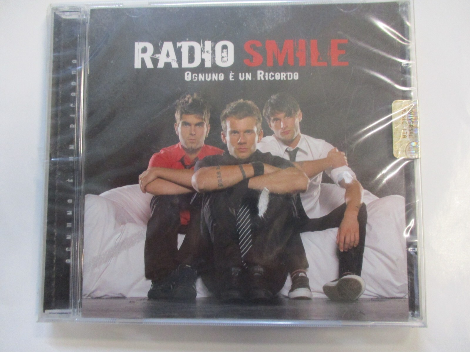 RADIO SMILE - OGNUNO E' UN RICORDO - CD SIGILLATO 2010