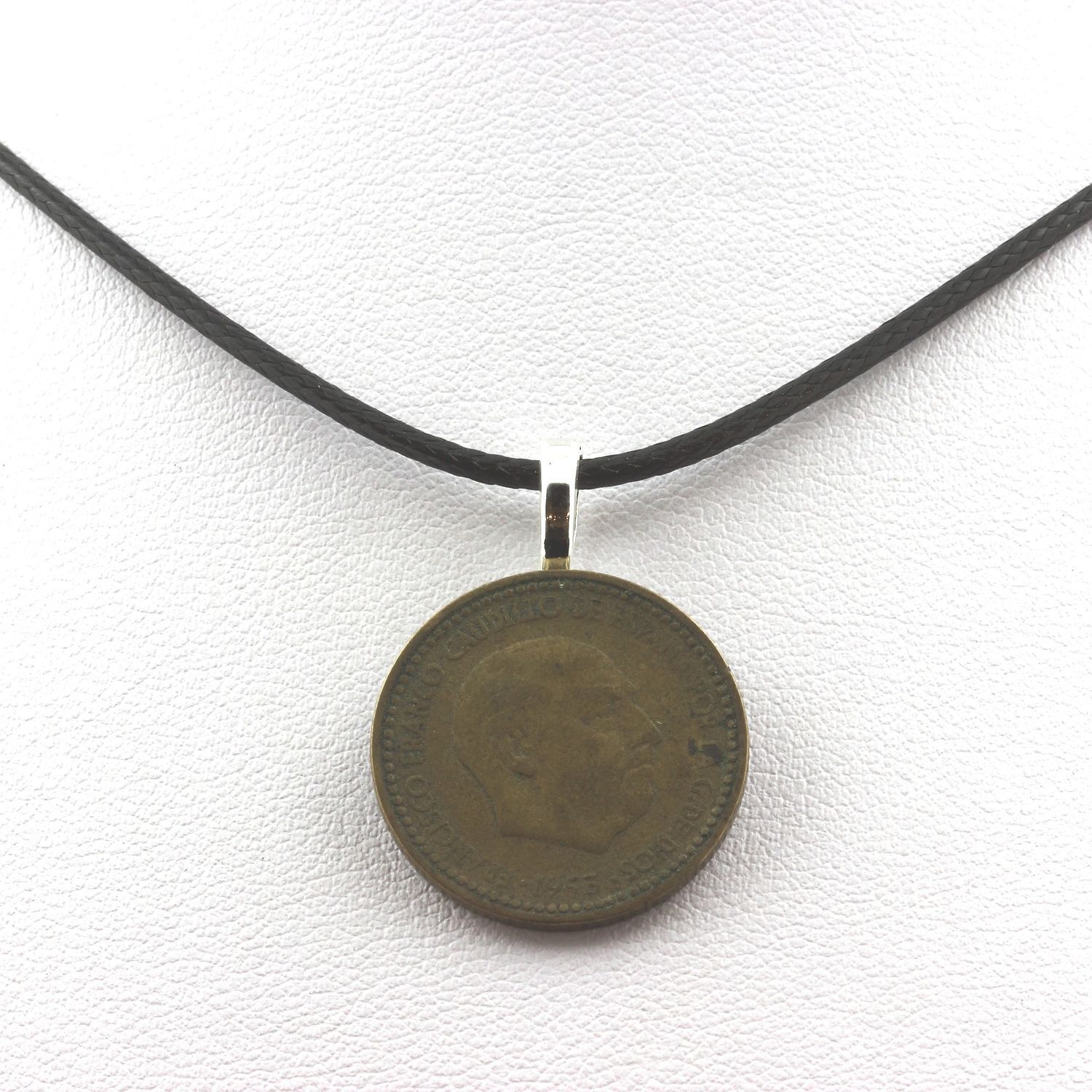 Collana Pezzo Da Spagna 1 Peseta Franco 1re Effigie. Cordino Nero