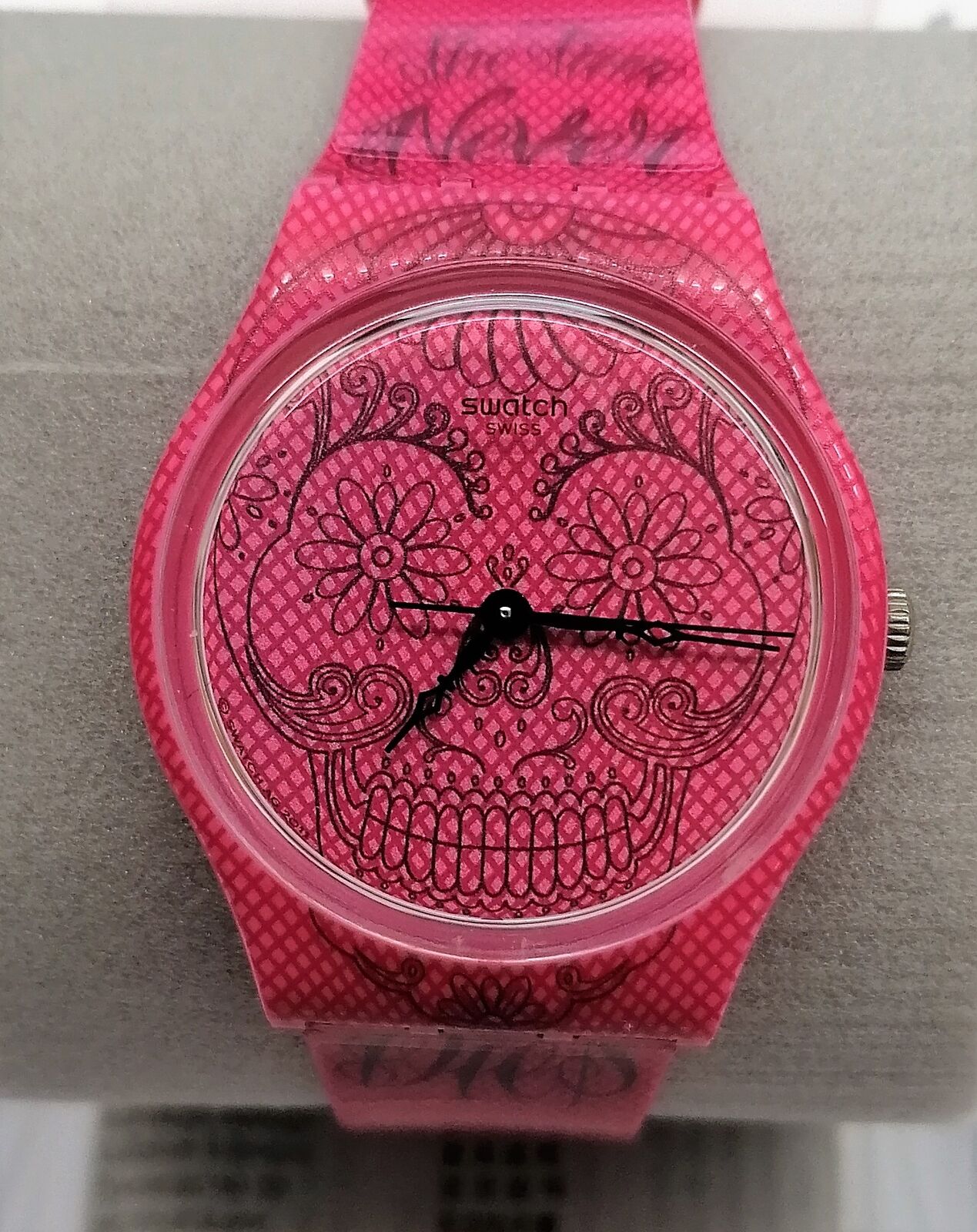 Swatch Standards 2012 - GP138 - Time Never Dies Pink -  Nuovo