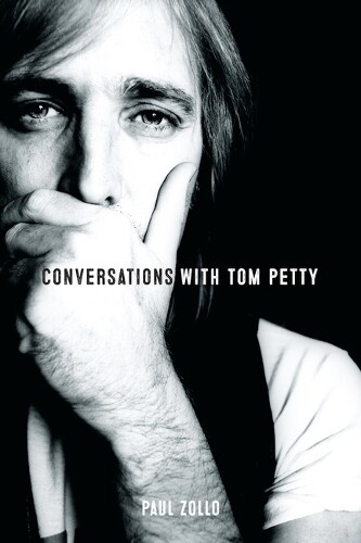 Paul Zollo Conversations with Tom Petty (Tascabile)