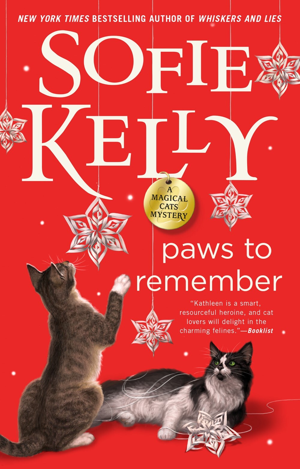 Sofie Kelly Paws to Remember (Tascabile)