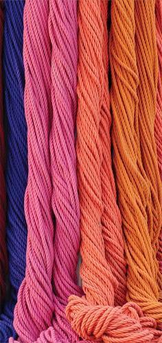 Sheila Hicks Sheila Hicks: Radical Verti (Copertina rigida) (PRESALE 05/12/2024)