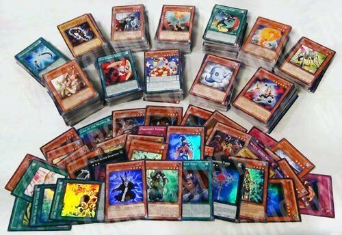 200 YuGiOh Card LOT! Mint Condition! Includes all Sets **FAST SHIPPING** (y0T)