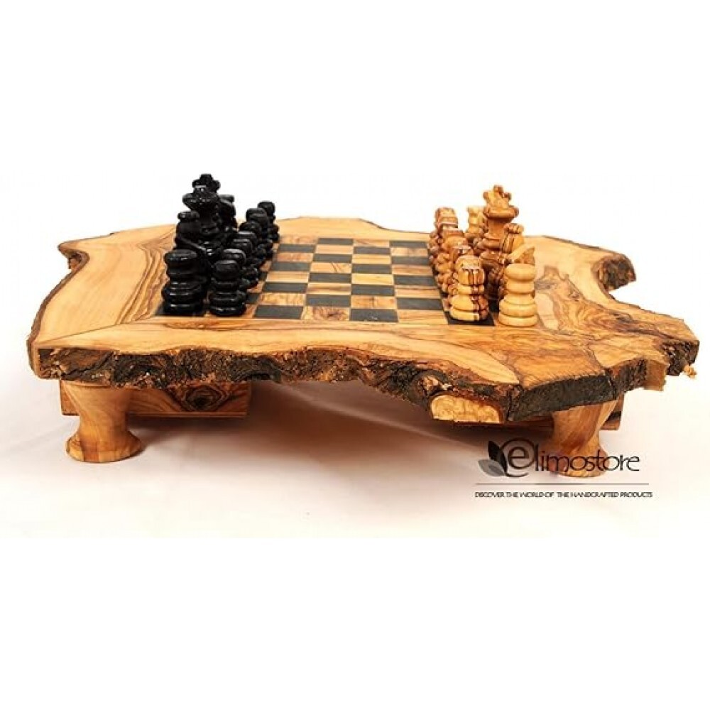 Scacchiera rustica in  legno di olivo ulivo con scacchi 33*33 cm