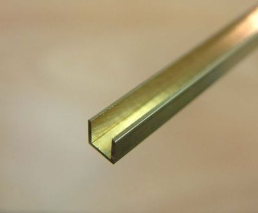 Albion Alloys UC3 - 1 x 2.5mm X 305mm Ottone 'U' Canale da Solido 2nd P