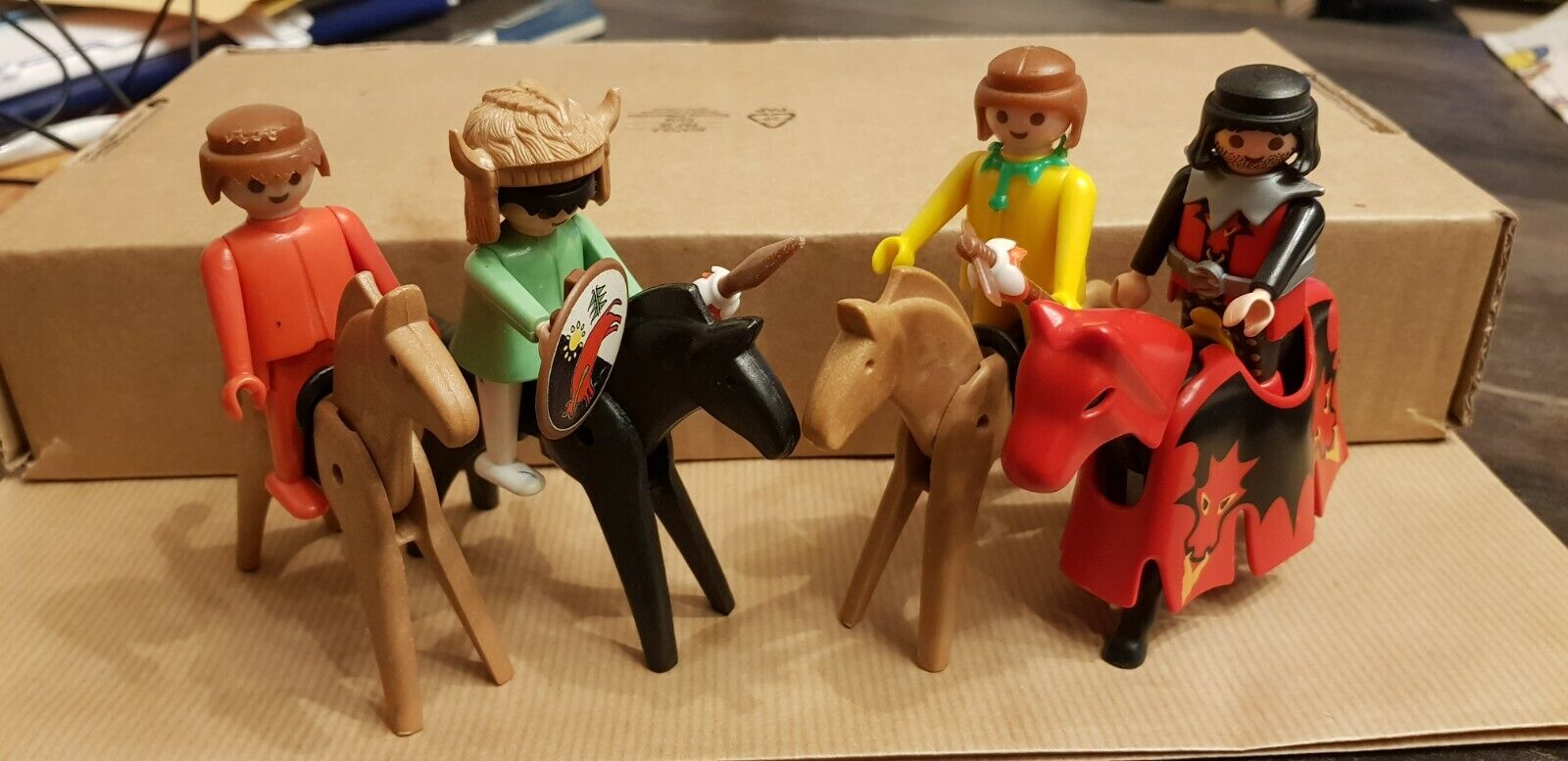 PLAYMOBIL SYSTEM WESTERN GEOBRA SPECIALE VINTAGE TOP RAR SORPRESINE SOLDATI