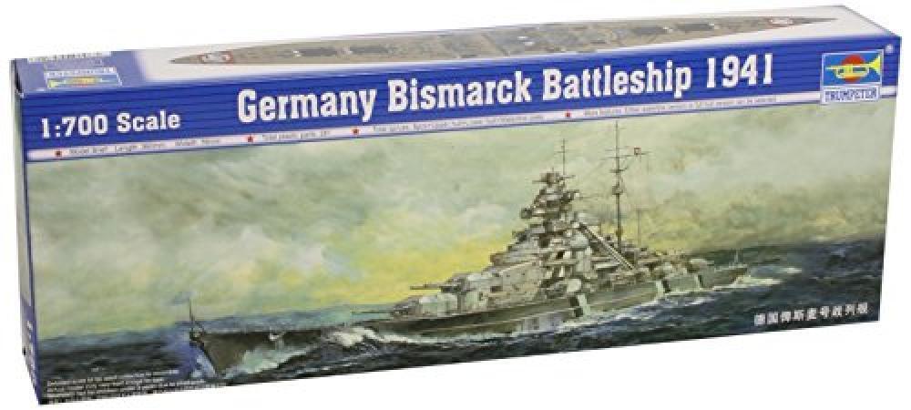 Trumpeter - Modellino di Nave da Guerra Bismarck del 1941 - NUOVO