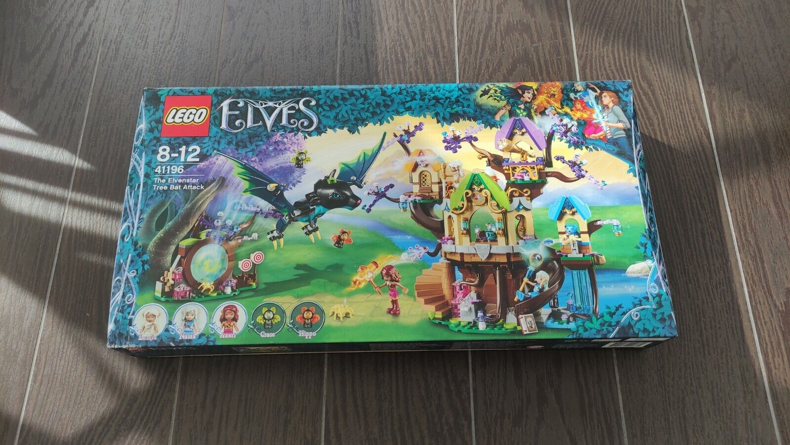 LEGO 41196 The Elvenstar Tree Bat Attack Elves Damaged Box