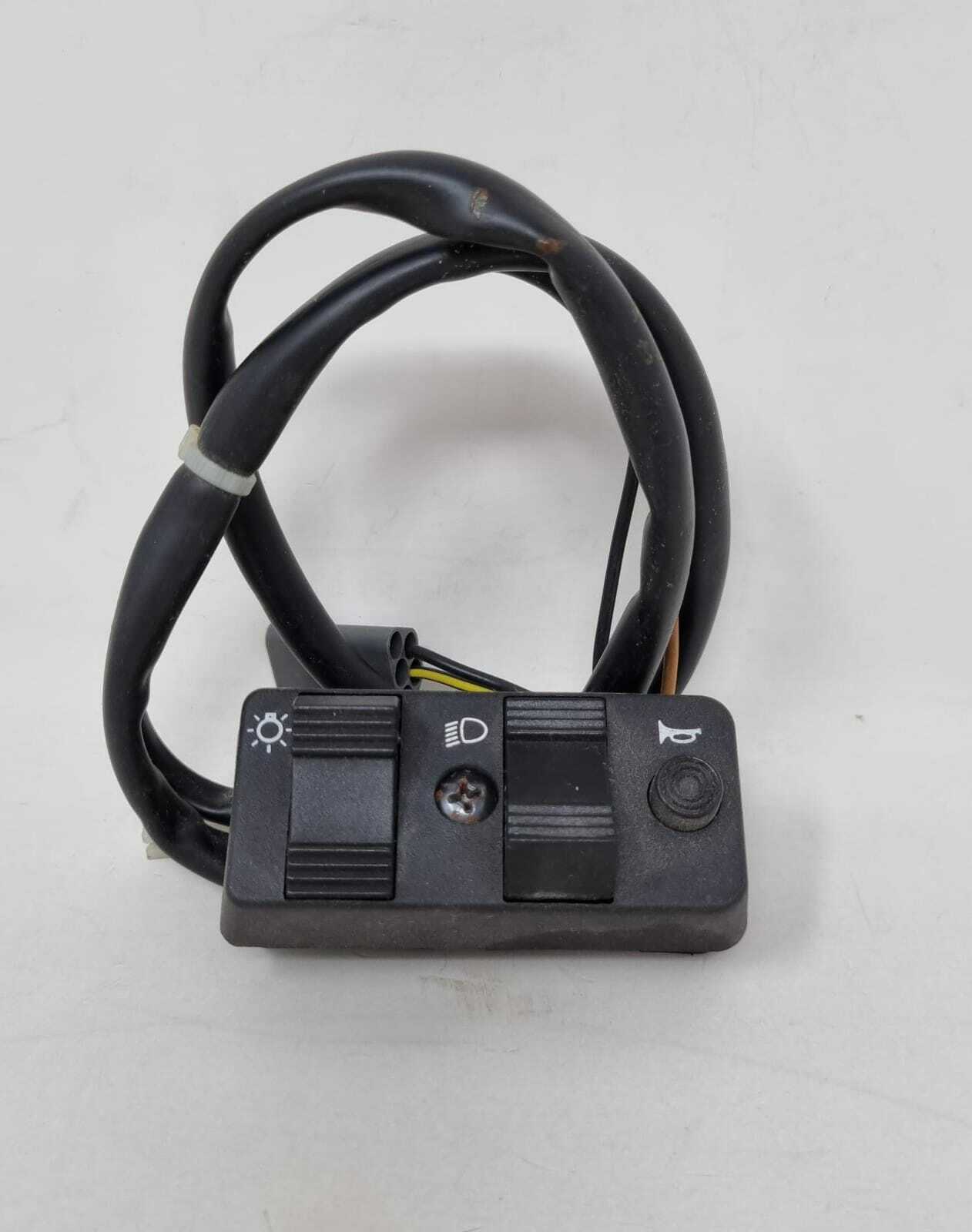 COMMUTATORE LUCI BOSATTA VESPA 90/90R/90 SS-VESPA 125/125S- 150 SUPER T-223