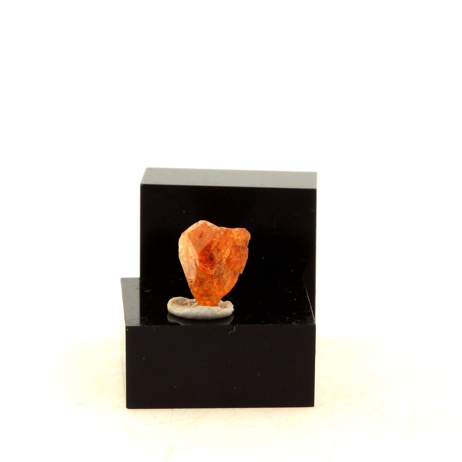 Granato Spessartite. 3.47 Ct. Sangulungulu Hill, Loliondo, Tanzania