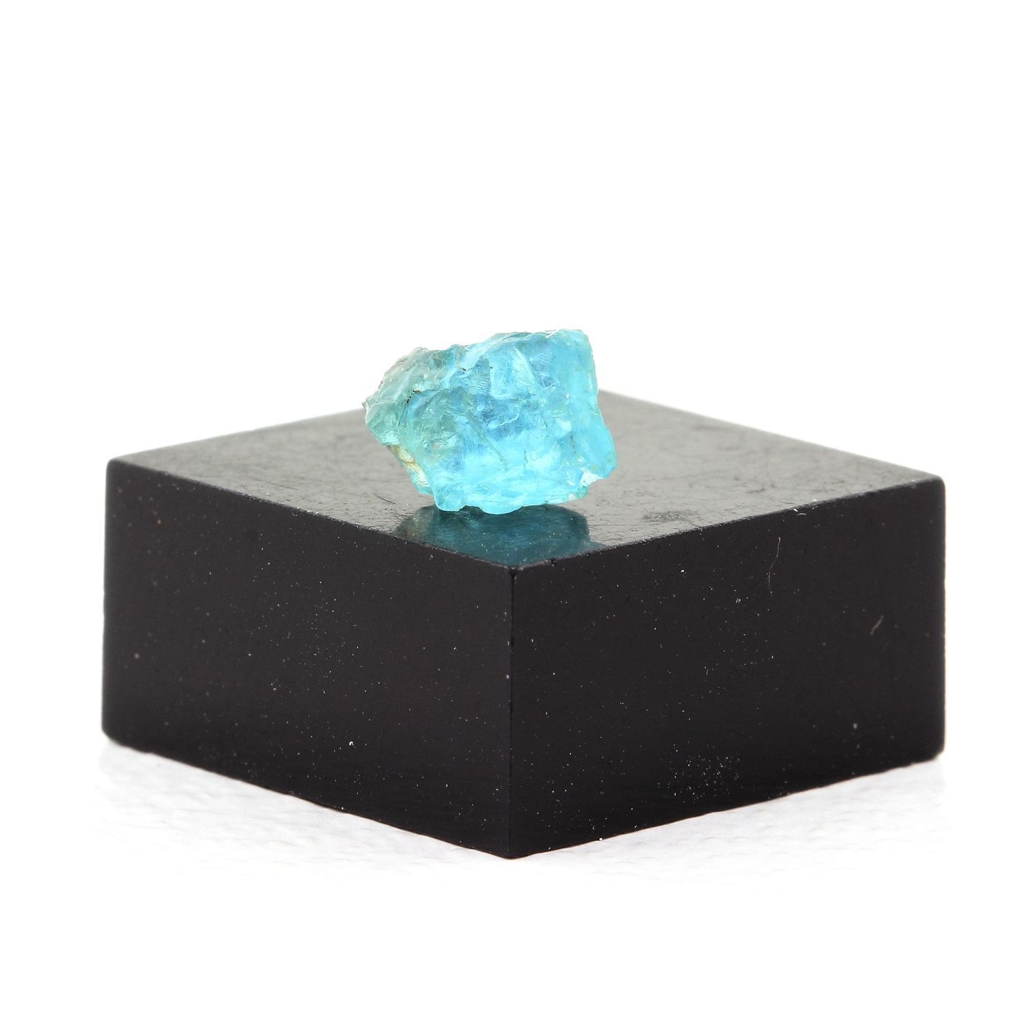 Apatite Paraiba. 1.75 Ct. Pakistan