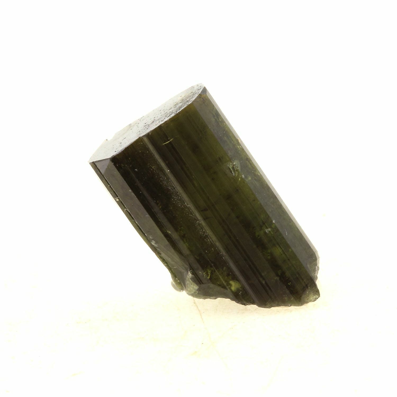Vesuvianite. 12.0 Ct. Bellecombe, Val Aosta, Italia