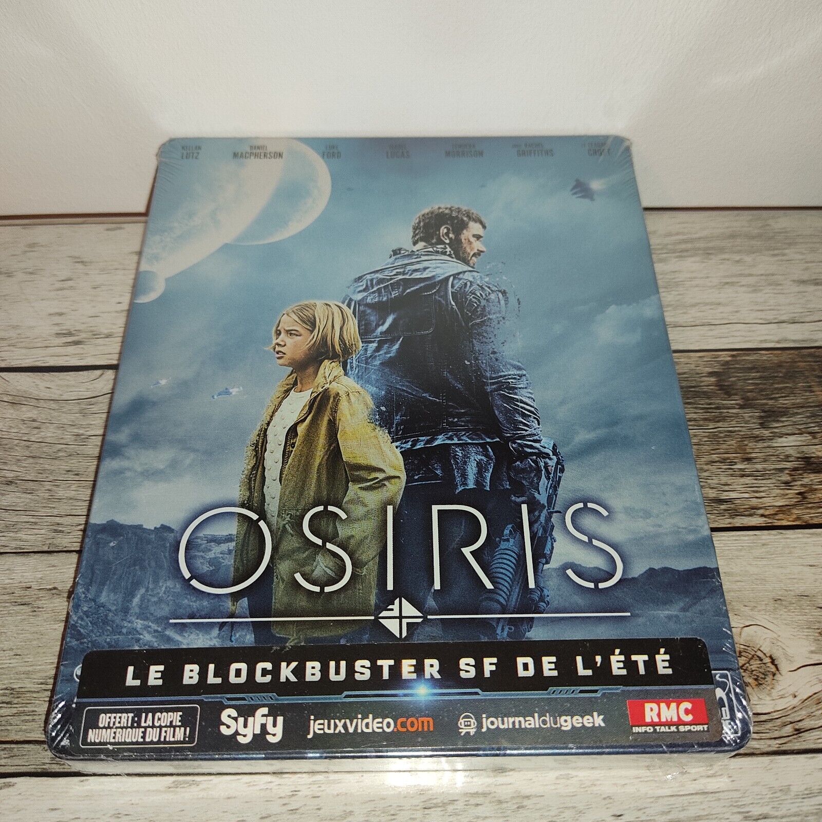 Osiris:La Nona Planet Steelbook [Blu-Ray+DVD] - Nuova