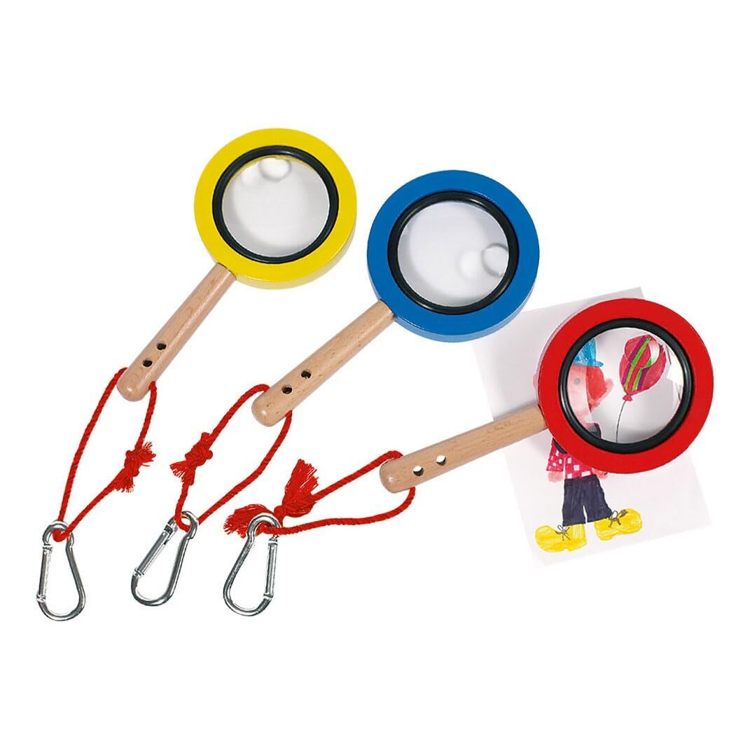 Magnifying glass with a carabiner
