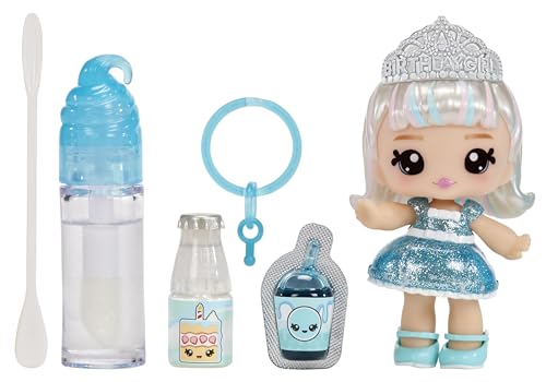 Yummiland Lipgloss Doll - Callie Birthday Cake -Bambola Profumata Con Kit Di Lucidalabbra Fai Da Te - Età 4+